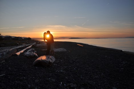 Kissing couple photo cred: http://www.flickr.com/photos/seriousbri/5819854599/sizes/l/