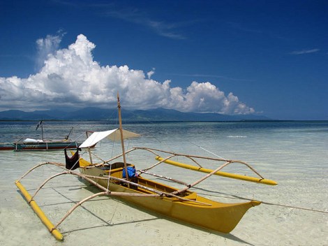 Who wouldn't love to hop on a short flight to this? Photo cred https://www.flickr.com/photos/storm-crypt/3077772654/in/photolist-5FYozL-2aL2H5-5vxUC4-53jXd5-8hxjbe-4dWeWL-5DjfE2-5qW1oL-5GXsgg-4BsbTN-5D6mmt-64xoep-4EtPH2-654saV-xStbd-5G7Gp4-5C7nd2-bH7Kxe-5zWVvp-51TCXU-5vJ1KW-5CFNFa-oHZNH4-5GvVfX-e8huyM-5zAyeq-5FFUJJ-64gnRg-fuMdZ-5ETsji-5zhuWr-5Bt1ne-65PudD-5HYYLW-5sMW6k-5R2L45-5Hek6e-9QD7R-5AnroG-kJY2H-4GAuhb-628xLu-6WvQiK-AyjAE-4uaHcZ-mcpYuV-5DFQT5-69kmP7-anFd6m-24sxZ7